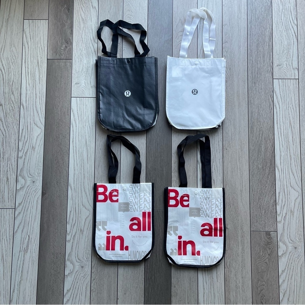 lululemon athletica Black and White Tote Bags Set